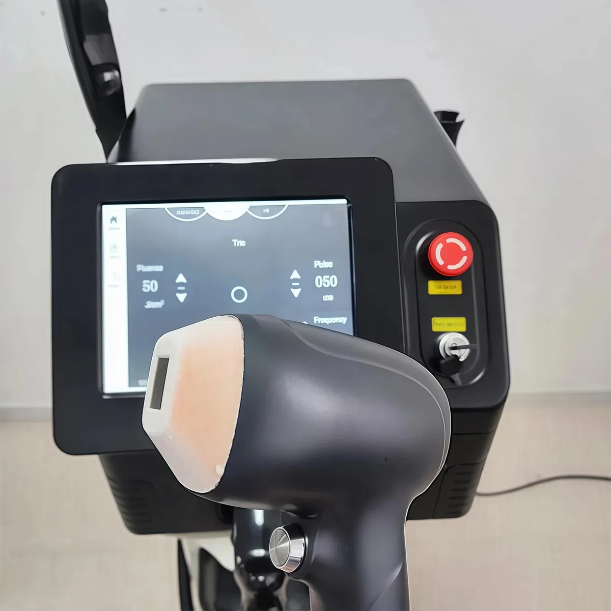 2-en-1 épilation professionnelle de titane laser diode Pico Ipl Nd Yag Picosecond laser optique épilation tatouage